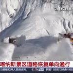 Cina, strade bloccate nello Xinjiang a causa di una forte nevicata