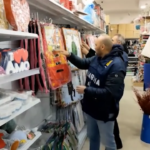 Napoli, sequestrati 225mila gadget Carnevale contraffatti o pericolosi