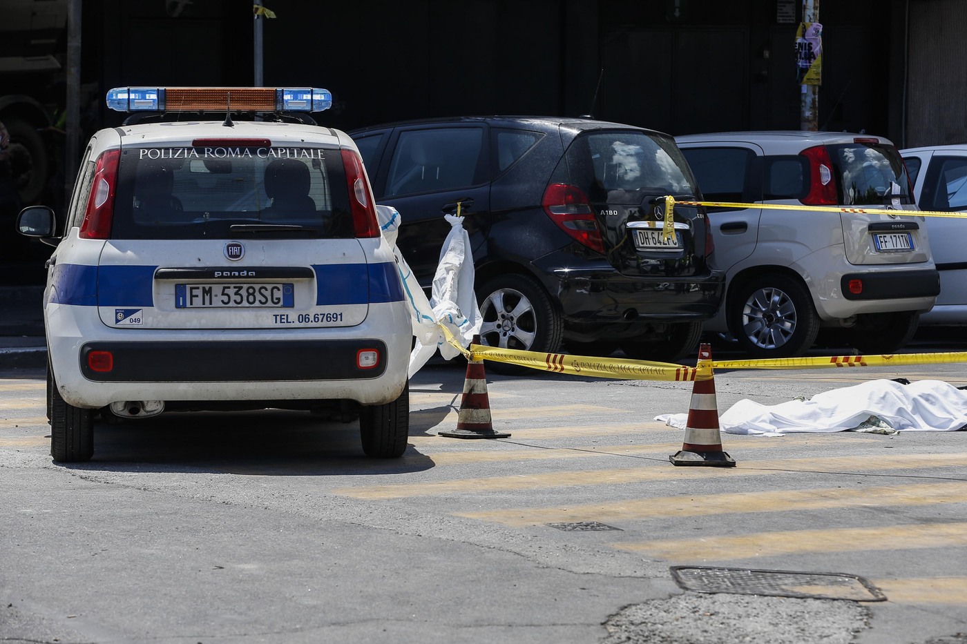 Roma, donna investita e uccisa a Ostia