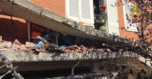 Roma, cede balcone a Laurentina: muore 70enne