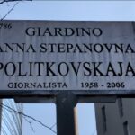Navalny, a Milano l’omaggio al dissidente nel giardino Politkovskaja