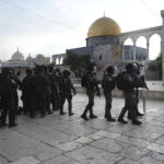 Hamas: “Israele viola libertà di culto in Spianata moschee”