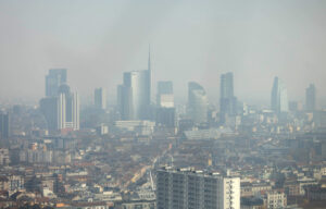 Milano, panoramiche dalla Torre Pwc