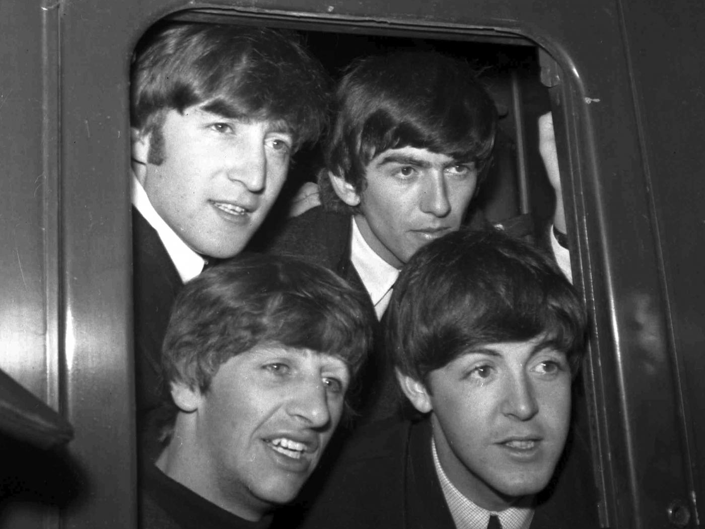 Sam Mendes dirigerà quattro film sui Beatles
