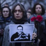 Navalny, Cremlino: “Accuse infondate”. Madre chiede restituzione corpo