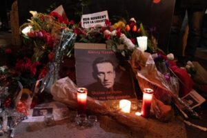 Fiaccolata a Roma per la morte di Alexei Navalny