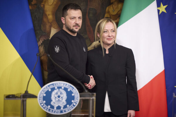 G7, sabato Meloni presiede riunione leader: focus su Ucraina con Zelensky