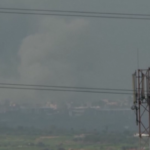 Gaza, colonne di fumo nella Striscia dopo i raid israeliani