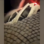 Napoli, voragine in strada al Vomero: il salvataggio delle persone coinvolte