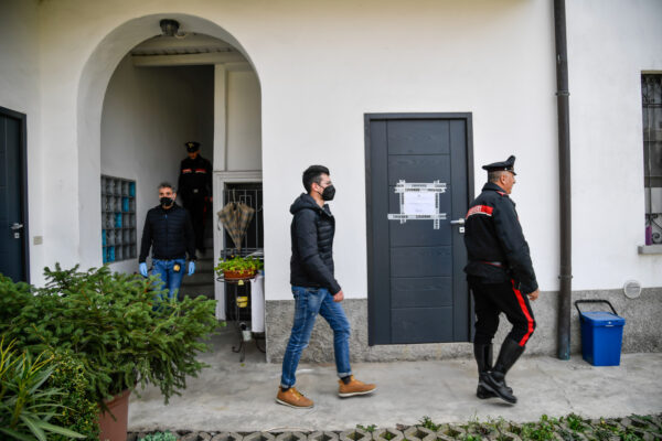 Omicidio Carol Maltesi, le indagini della polizia nell'abitazione della vittima a Rescaldina