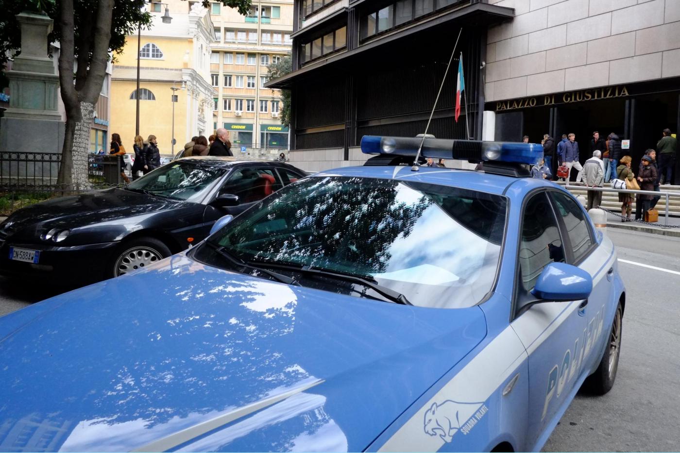 Genova, curò tumore con tisane e asportò melanoma: assolto ‘santone’