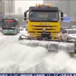 Cina, forti nevicate colpiscono il nord e il centro del paese