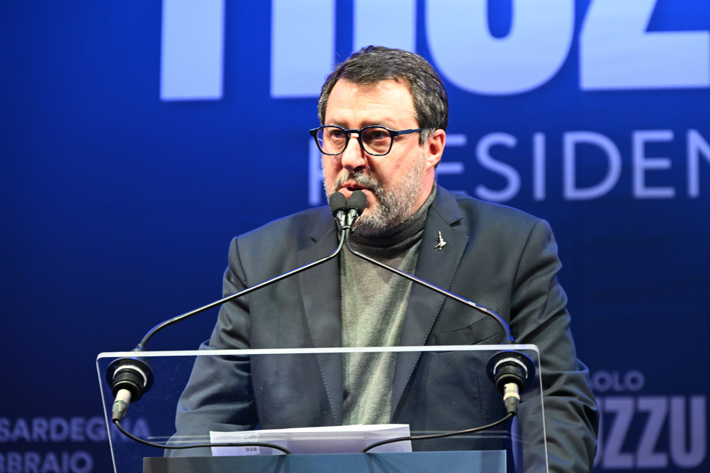 Pisa, Salvini: “Giù le mani dalle forze dell’ordine”