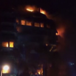 Valencia, condominio in fiamme: almeno 4 morti e 20 dispersi