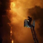 Valencia, morti e dispersi nell’incendio dei grattacieli