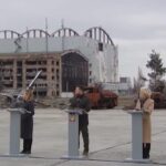 Ucraina, Zelensky accoglie i leader all’aeroporto di Hostomel