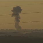 Esplosioni sull’orizzonte di Gaza, le immagini dal sud di Israele
