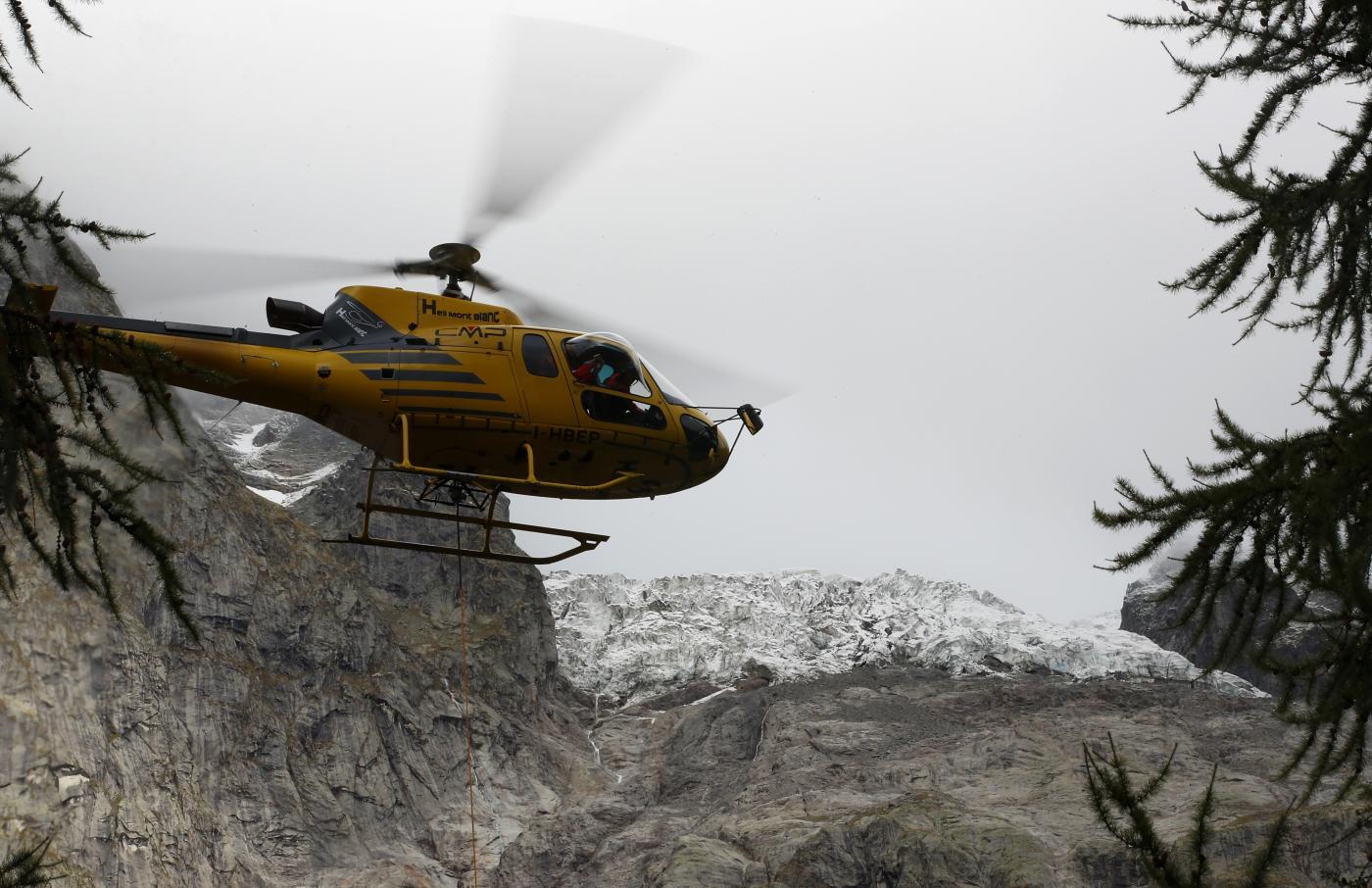 Courmayeur, morto sciatore caduto da salto roccia