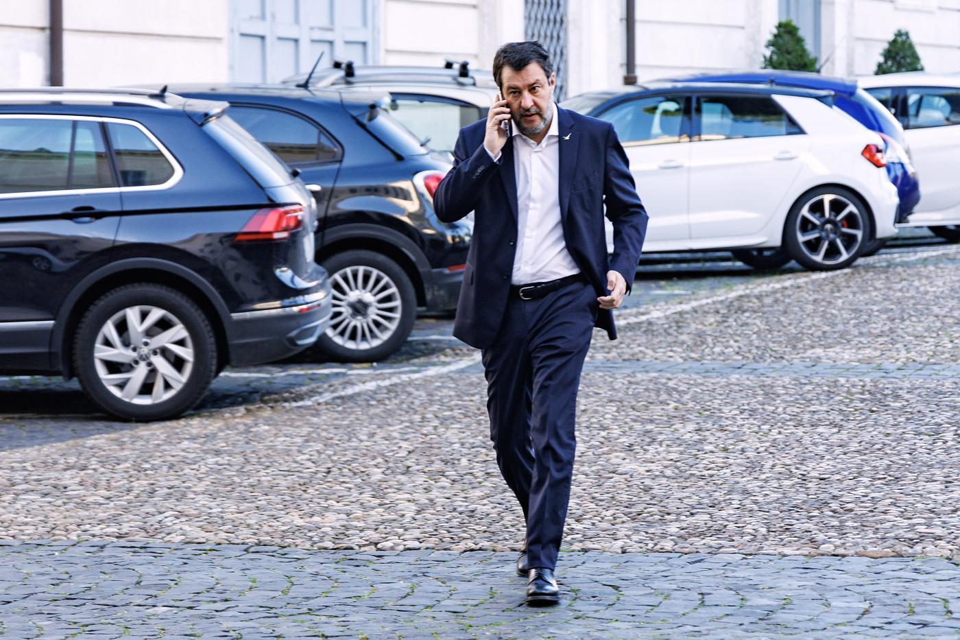 Pisa, Salvini: “Non commento Mattarella, in piazza delinquenti”. Opposizioni all’attacco