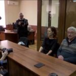 Russia, il dissidente Orlov condannato a due anni e mezzo di carcere