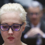 Navalny, standing ovation per vedova Yulia al Parlamento europeo