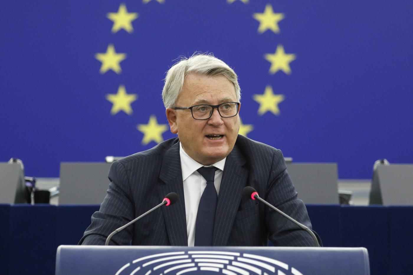 Europee, Schmit: “Mai alleanza con Meloni, è estrema destra”