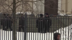 Navalny, polizia presidia chiesa dei funerali a Mosca