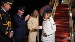 Italia-Usa: Meloni arrivata a Washington, oggi vede Biden