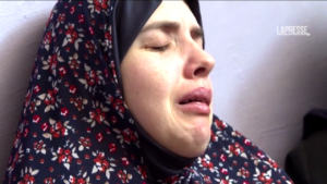 Rafah, due gemelli di 4 mesi morti in raid israeliano: la disperazione della madre