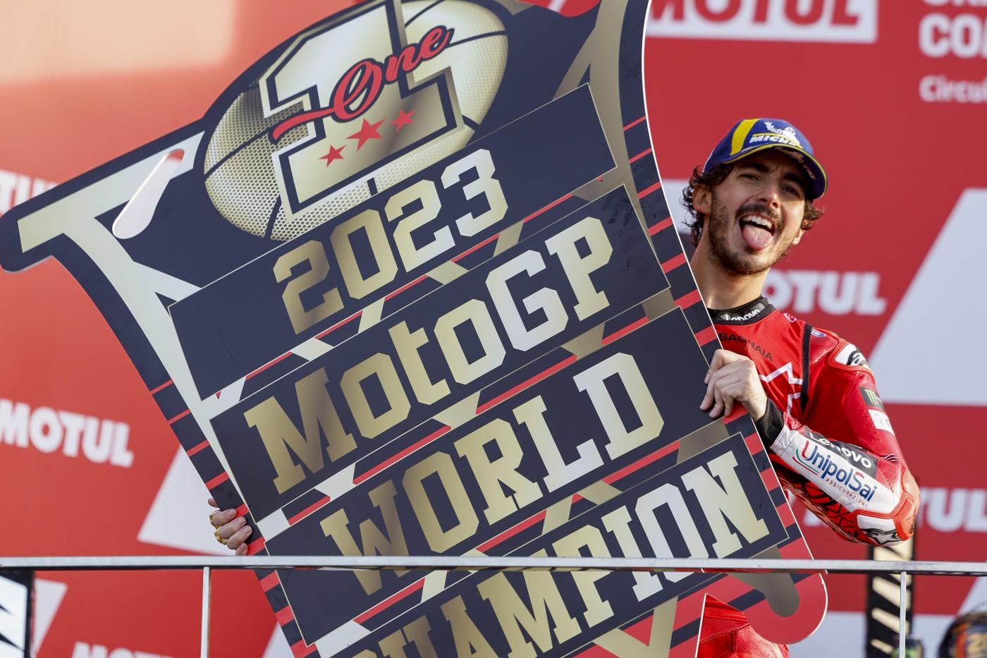 Bagnaia rinnova con la Ducati fino al 2026 Bagnaia rinnova con la Ducati fino al 2026