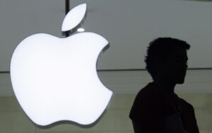 Ue multa Apple per oltre 1,8 miliardi di euro