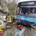 Brindisi, schianto auto-pullman: un morto