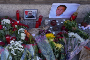 Navalny, Cremlino: “Nulla da dire sui funerali”