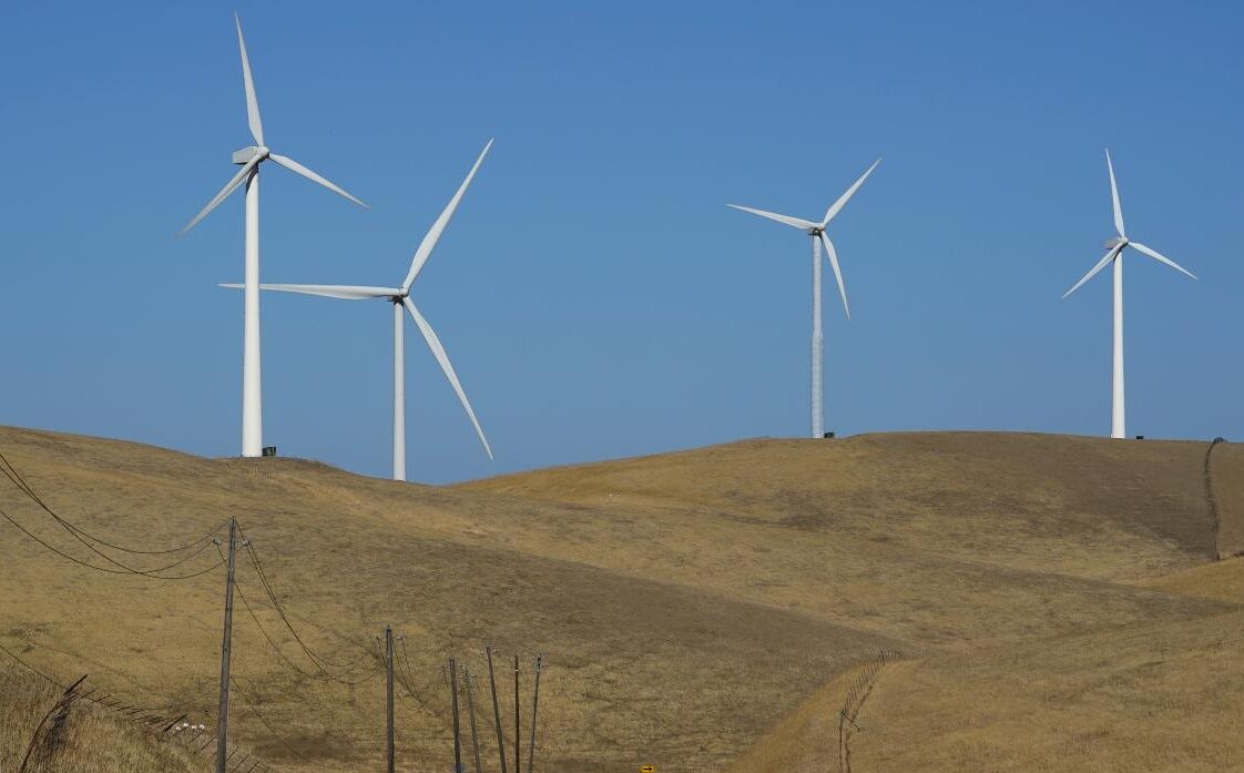 Record energia eolica nel 2023, crescita +12,5% a 1.047 GW mondo