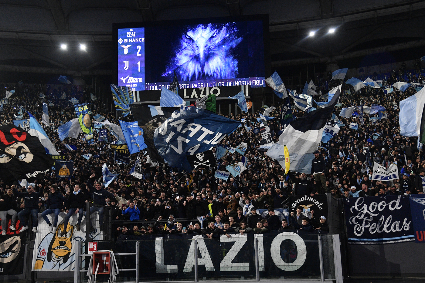 Bayern Monaco-Lazio, turista italiano fermato per saluto romano