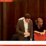 Milano, bufera sul consigliere comunale leghista: “Transessuali sputavano sangue infetto su polizia”