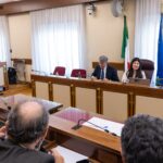 Imbarazzo durante audizione Cantone, si sentono dei gemiti
