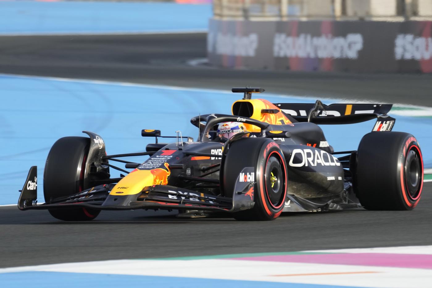 F1, Gp Arabia Saudita: pole Verstappen davanti a Leclerc e Perez F1, Gp Arabia Saudita: pole Verstappen davanti a Leclerc e Perez
