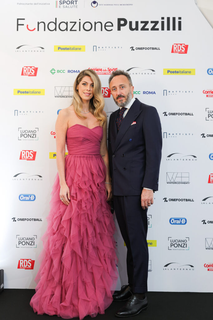 Galleria foto '‘Un sorriso per le donne’, il charity dinner organizzato da Fondazione Puzzilli' - foto 5