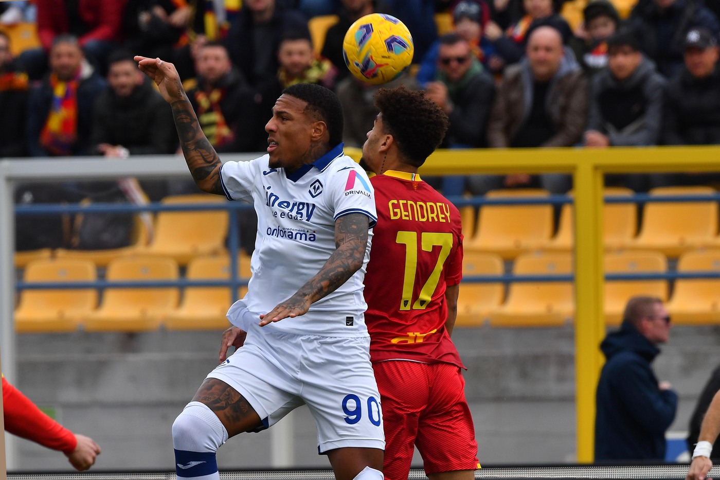 Lecce-Verona 0-1, tensione a fine partita