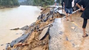 Indonesia, si cercano i dispersi a Sumatra dopo le piogge torrenziali