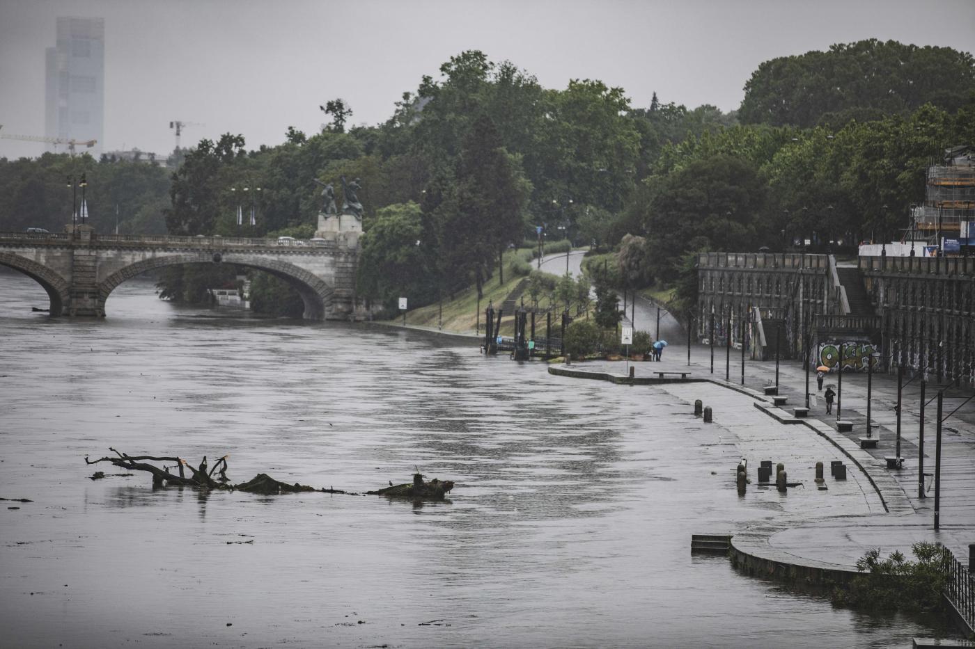 Maltempo, piena del Po arriva anche in Lombardia ed Emilia-Romagna