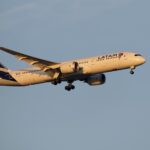 Problemi sul volo Sydney-Auckland, 50 feriti