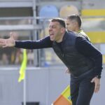 Lecce, quattro giornate di squalifica a D’Aversa per testata a Henry