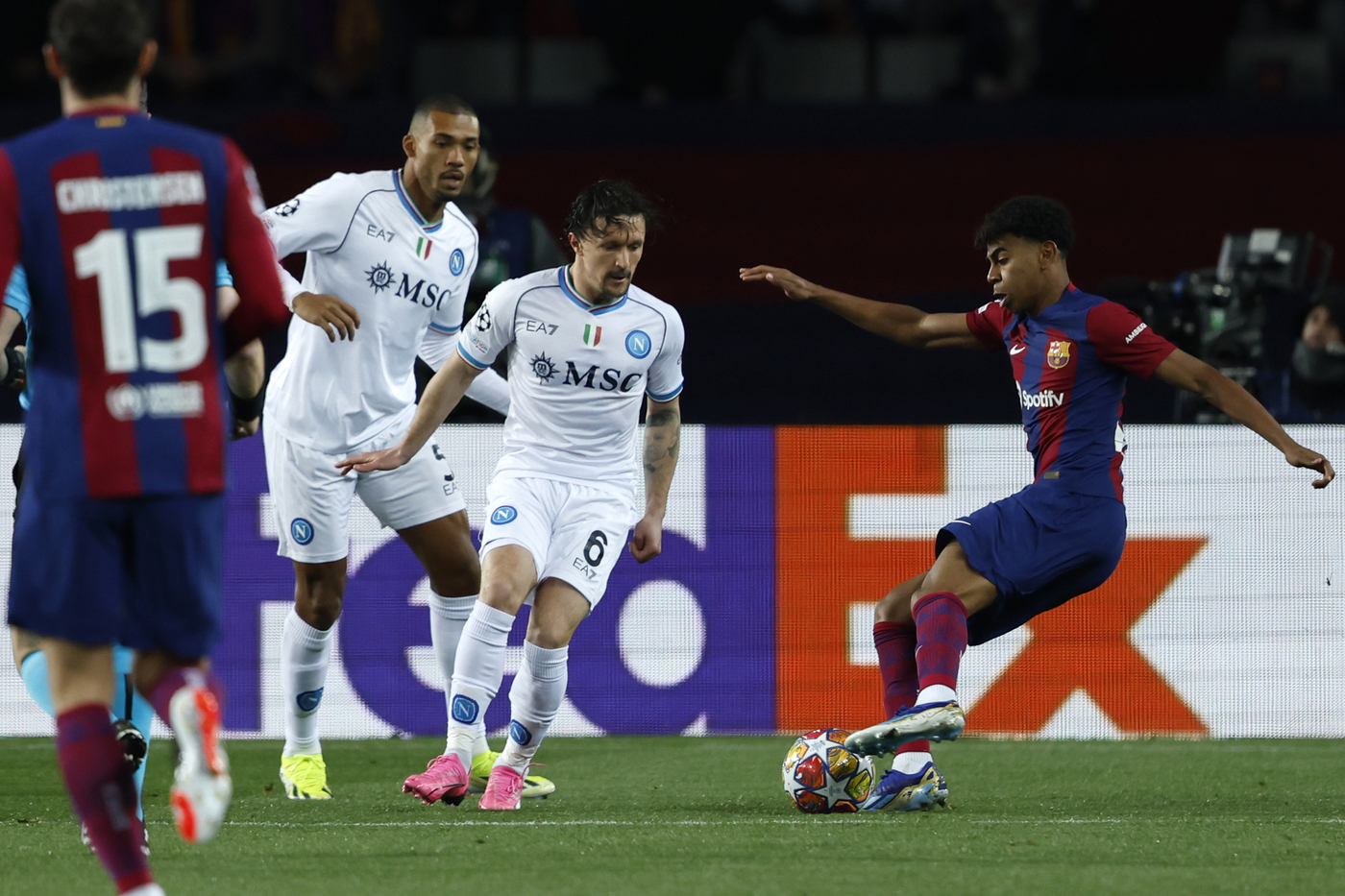 Champions, Napoli fuori: Barcellona ai quarti Champions, Napoli fuori: Barcellona ai quarti