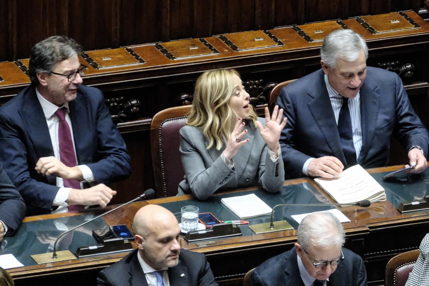 Fisco, Meloni: “Non dirò mai tasse sono una cosa bellissima”