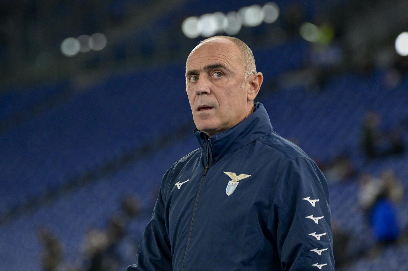 Lazio, ufficiale l’addio di Sarri: squadra affidata a Martusciello Lazio, ufficiale l’addio di Sarri: squadra affidata a Martusciello