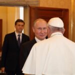 Putin fa gli auguri al Papa per l’anniversario di pontificato