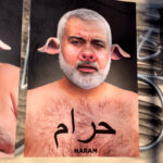 Milano, leader islamici come suini: i manifesti dello street artist