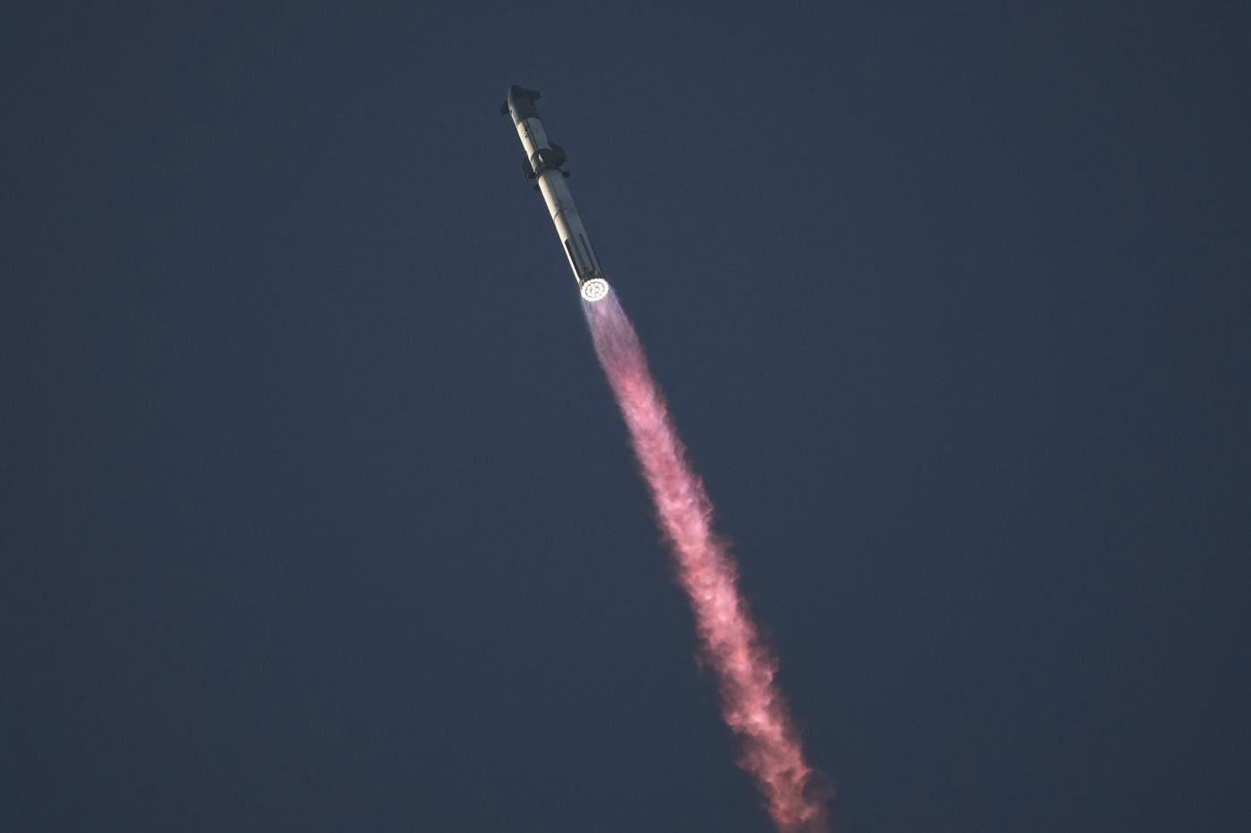 SpaceX, Starship persa durante rientro nell’atmosfera